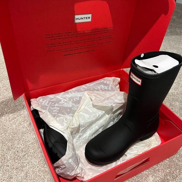 HUNTER  Women's Original Short Rain Boots - Picture 1 of 16